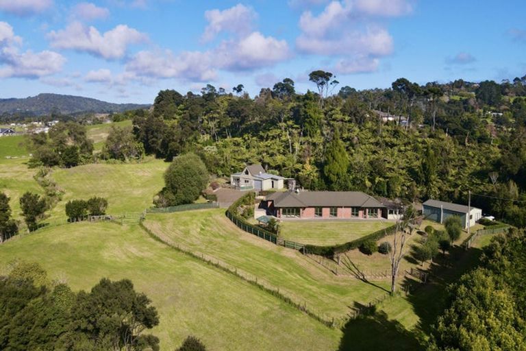 Photo of property in 58 Arrowsmith Road, Waitakere, Henderson, 0782