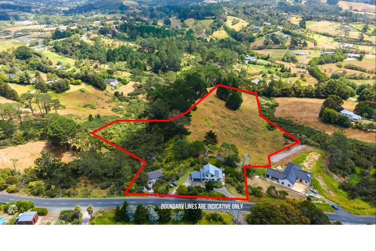 Photo of property in 126 Kennedy Road, Dairy Flat, Albany, 0792