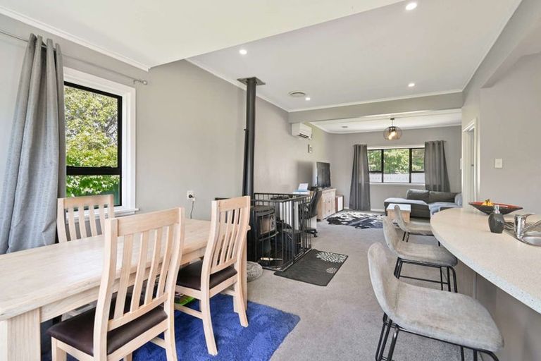 Photo of property in 3 Great North Road, Waipawa, 4210