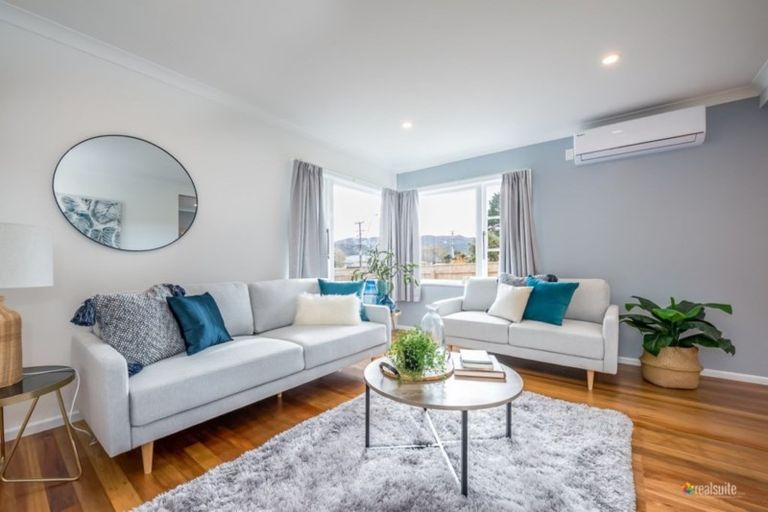 Photo of property in 10 Wise Street, Wainuiomata, Lower Hutt, 5014