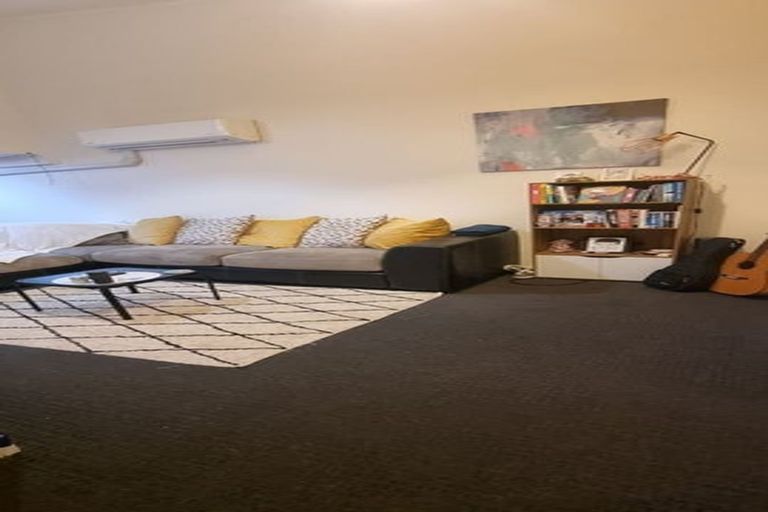 Photo of property in 8/408 The Esplanade, Island Bay, Wellington, 6023