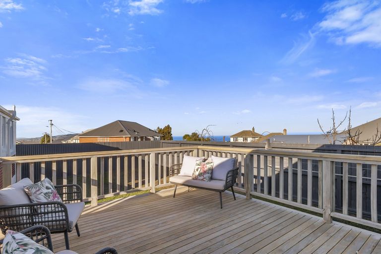 Photo of property in 43 Isadore Road, Saint Clair, Dunedin, 9012