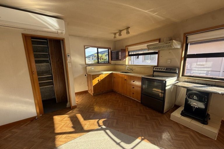 Photo of property in 80 Dunedin Street, Redwood, Christchurch, 8051