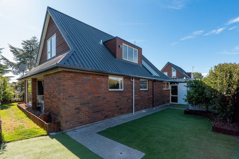 Photo of property in 1/38 Marlene Street, Casebrook, Christchurch, 8051