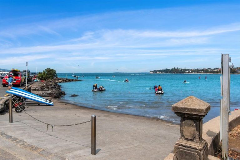 Photo of property in 1/7 The Promenade, Takapuna, Auckland, 0622