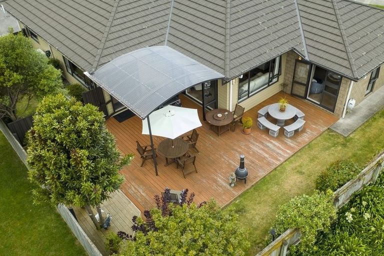 Photo of property in 22 Georgia Grove, Paraparaumu, 5032