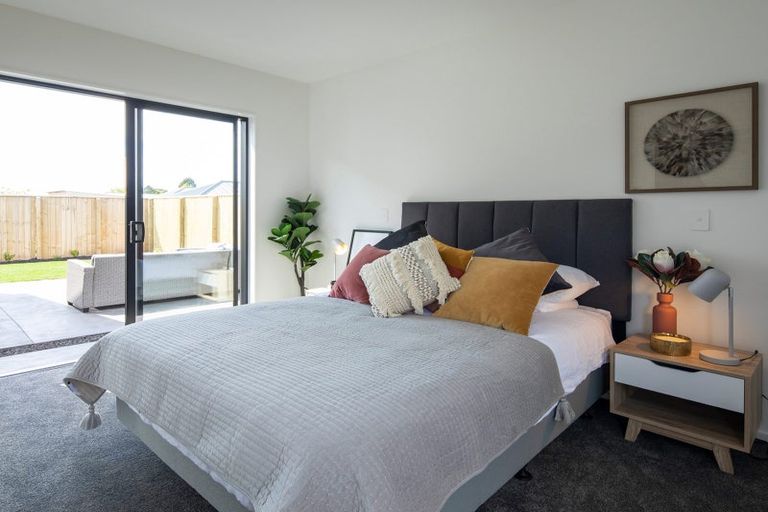 Photo of property in 2 Whakatuora Road, Karaka, 2124