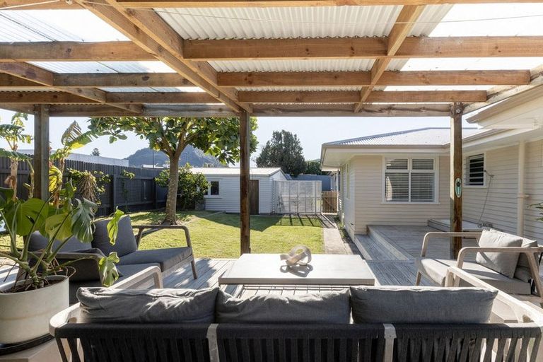 Photo of property in 8 Pitau Road, Mount Maunganui, 3116