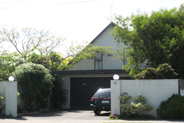Photo of property in 12 Fovant Street, Russley, Christchurch, 8042