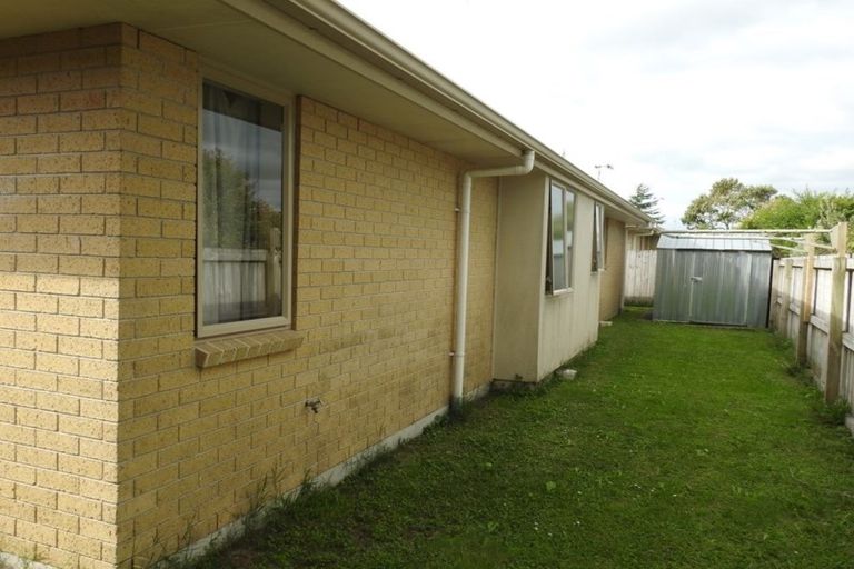Photo of property in 18 Gardenia Close, Melville, Hamilton, 3206