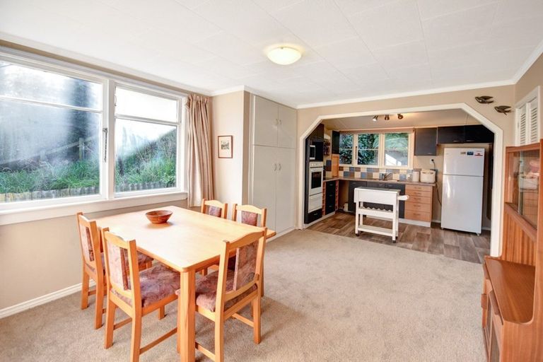 Photo of property in 155 Ravensbourne Road, Ravensbourne, Dunedin, 9022