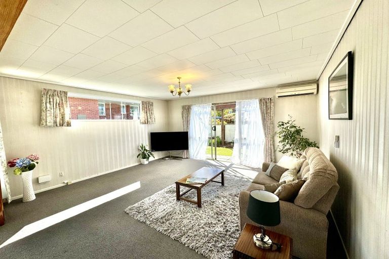 Photo of property in 37a-b Puriri Street, Highfield, Timaru, 7910