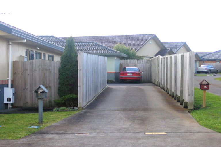 Photo of property in 17 Boderg Way, East Tamaki, Auckland, 2016