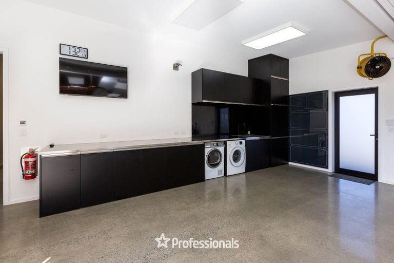 Photo of property in 49 Mount Marua Drive, Maymorn, Upper Hutt, 5018