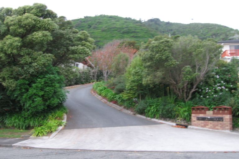 Photo of property in 6/53 Kotare Street, Waikanae, 5036