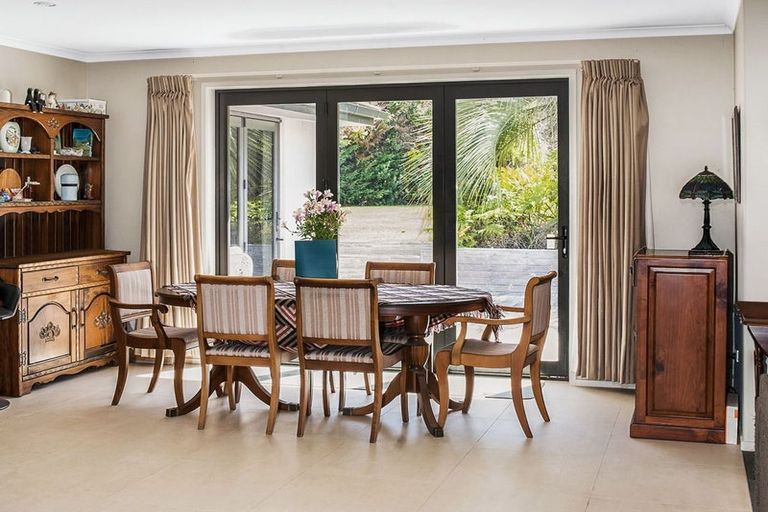 Photo of property in 4 Kotare Heights, Kerikeri, 0230