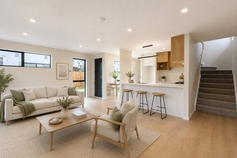 Photo of property in 6b Kaweka Street, New Lynn, Auckland, 0600