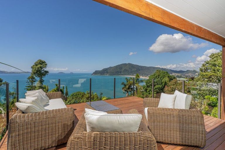 Photo of property in 241 Paku Drive, Tairua, 3508