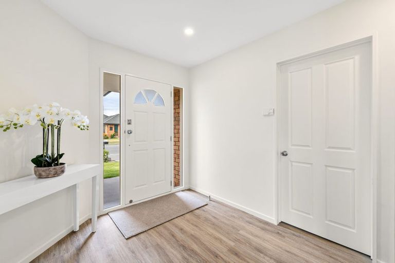 Photo of property in 129 Kotuku Crescent, Woolston, Christchurch, 8023