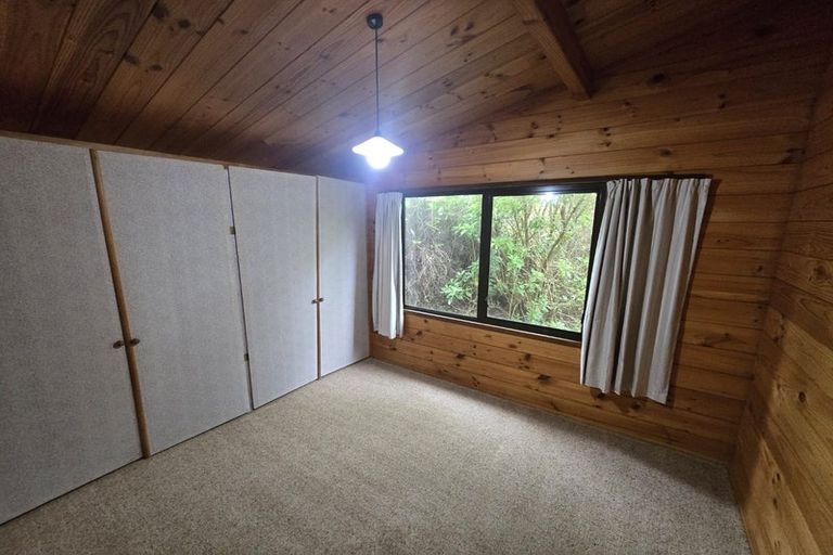 Photo of property in 10 Mervyn Place, Plimmerton, Porirua, 5026