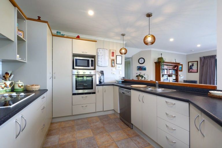 Photo of property in 28 Maire Street, Tahunanui, Nelson, 7011