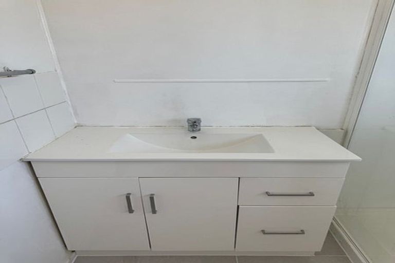 Photo of property in 1/94 Beaumonts Way, Manurewa, Auckland, 2102