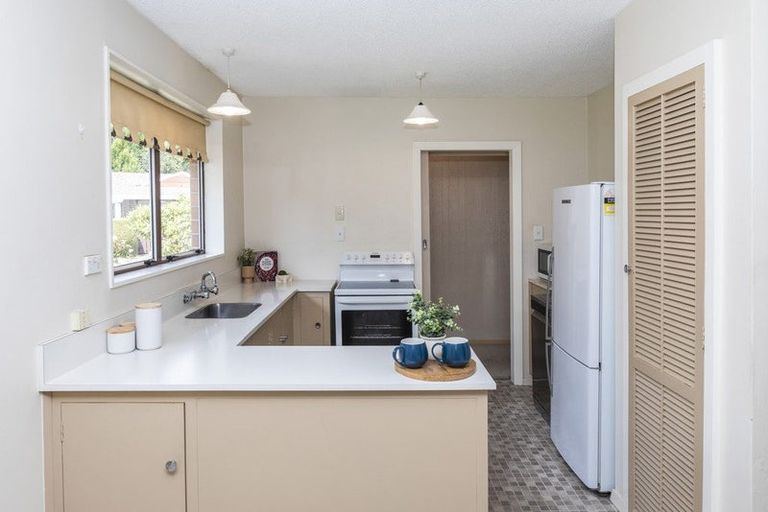 Photo of property in Birchdale Courts, 1/69a Yaldhurst Road, Sockburn, Christchurch, 8042