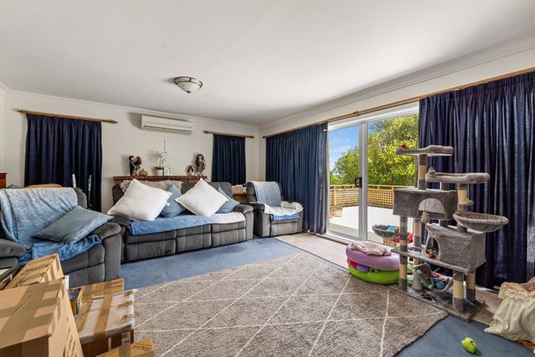 Photo of property in 21 Tui Crescent, Waikanae, 5036