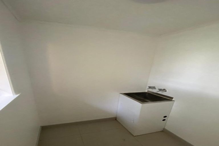 Photo of property in 19 Kayes Road, Pukekohe, 2120