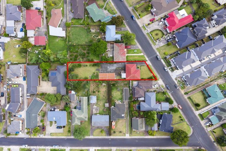 Photo of property in 10 Mccullough Avenue, Papatoetoe, Auckland, 2025