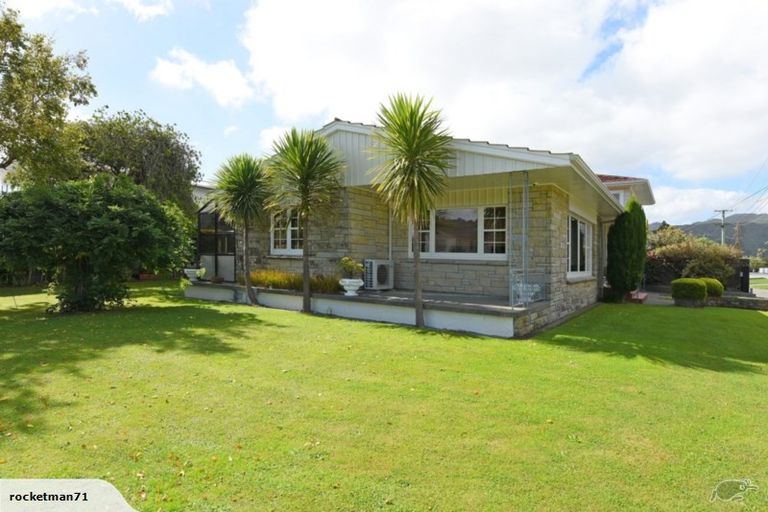 Photo of property in 21 Honiana Te Puni Street, Aro Valley, Wellington, 6021