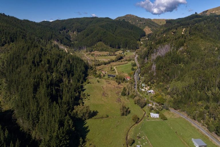 Photo of property in 538 Riwaka-sandy Bay Road, Kaiteriteri, Motueka, 7197