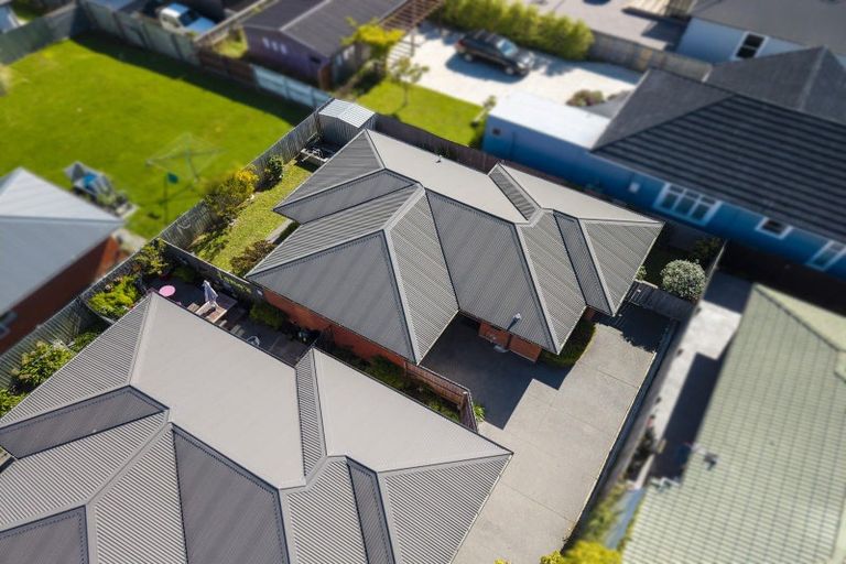 Photo of property in 3/11 North Avon Road, Richmond, Christchurch, 8013