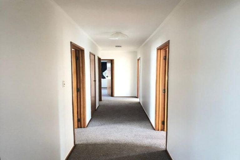 Photo of property in 9 Markham Place, Bucklands Beach, Auckland, 2012