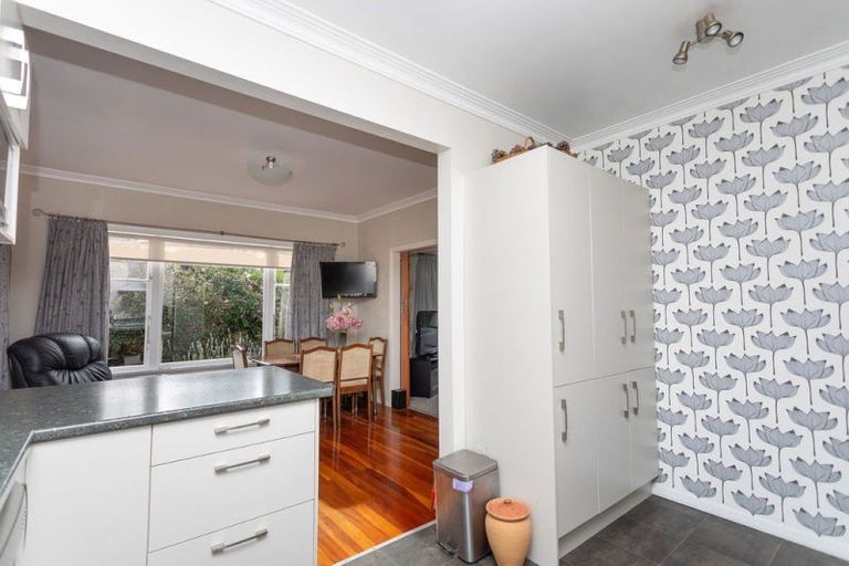 Photo of property in 29 Guy Street, Dannevirke, 4930