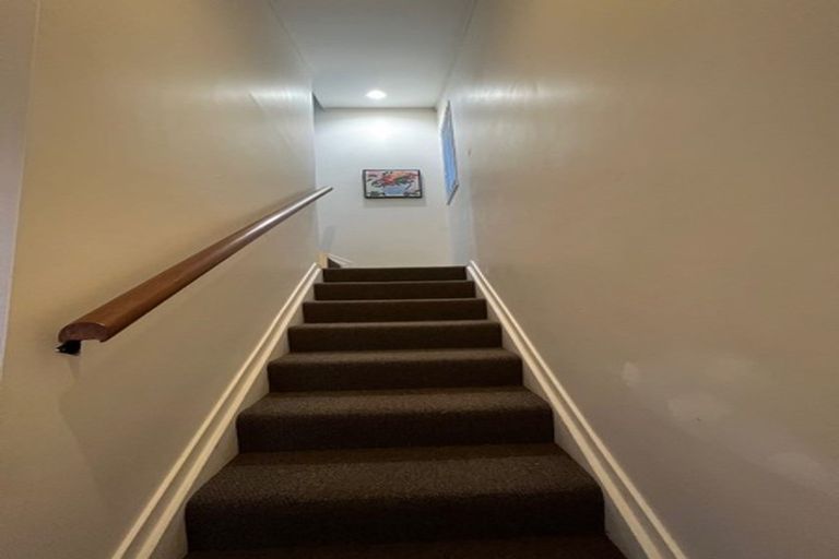 Photo of property in 1/60a Lynden Avenue, Hillcrest, Auckland, 0627