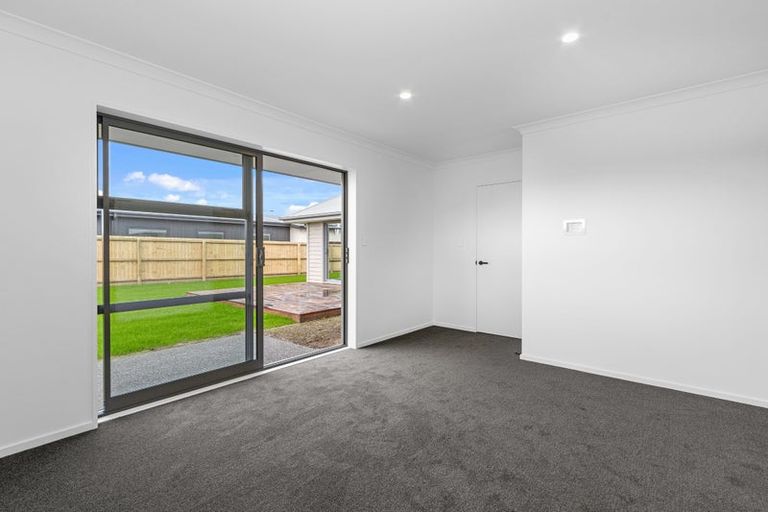 Photo of property in 20 Salkeld Place, Woodend, 7610