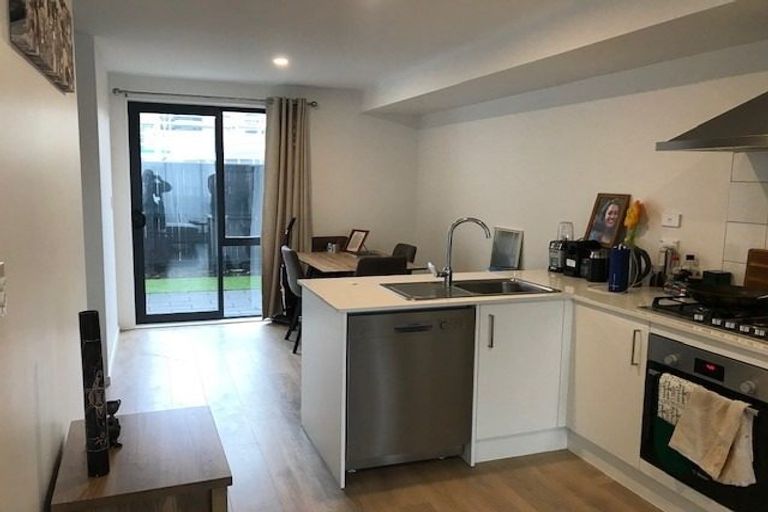 Photo of property in 5 Fuselage Road, Hobsonville, Auckland, 0616