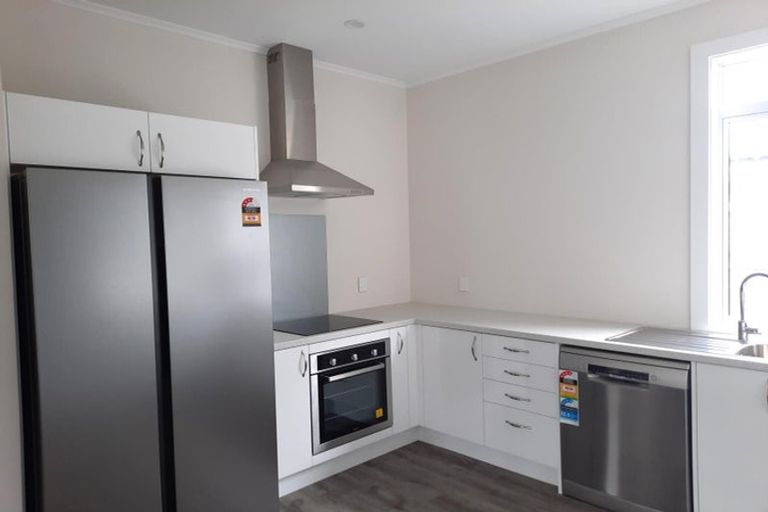 Photo of property in 69 Peverel Street, Riccarton, Christchurch, 8041