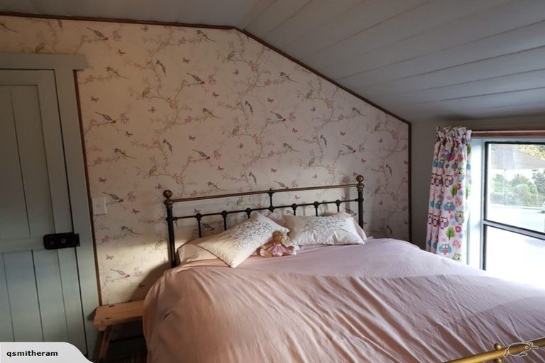 Photo of property in 2a Ripon Street, Lyttelton, 8082