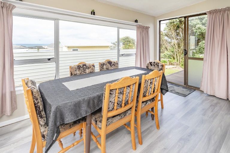 Photo of property in 7 Waiinu Beach Road, Waiinu Beach, Wanganui, 4588