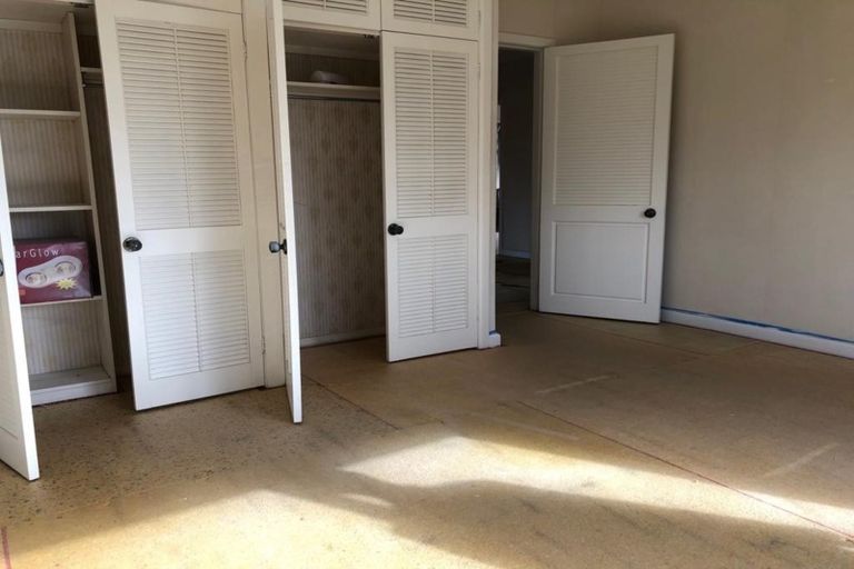 Photo of property in 9a Grande Vue Road, Hillpark, Auckland, 2102