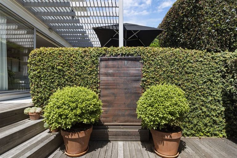 Photo of property in 87b Castor Bay Road, Castor Bay, Auckland, 0620