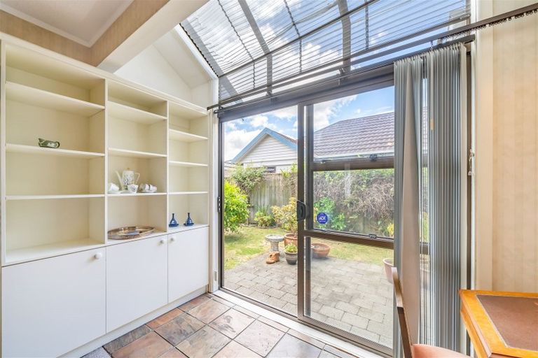 Photo of property in 2/60 Garden Road, Avalon, Lower Hutt, 5011