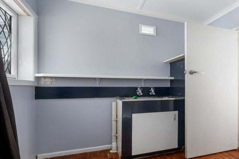 Photo of property in 17 Landview Road, Parkvale, Tauranga, 3112