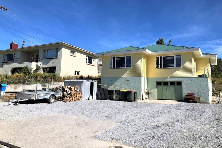 Photo of property in 6 Ross Street, Balclutha, 9230
