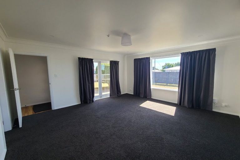 Photo of property in 3 Reeve Street, Levin, 5510