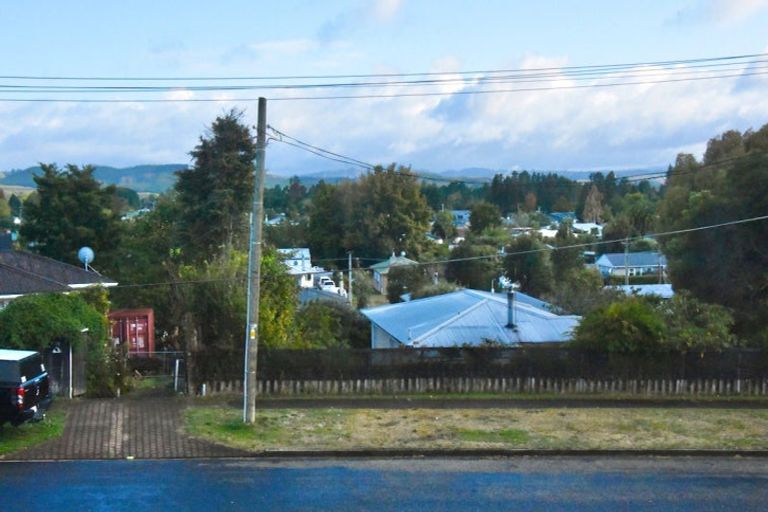 Photo of property in 2/17 Cumberland Street, Tauhara, Taupo, 3330