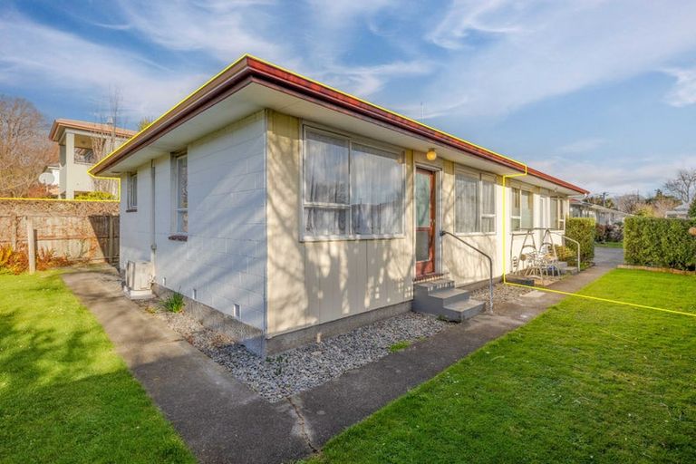 Photo of property in 4/74 Saint James Avenue, Papanui, Christchurch, 8053