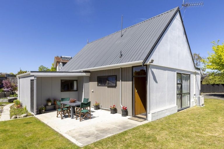 Photo of property in 1/35 Oregon Drive, Rainbow Point, Taupo, 3330